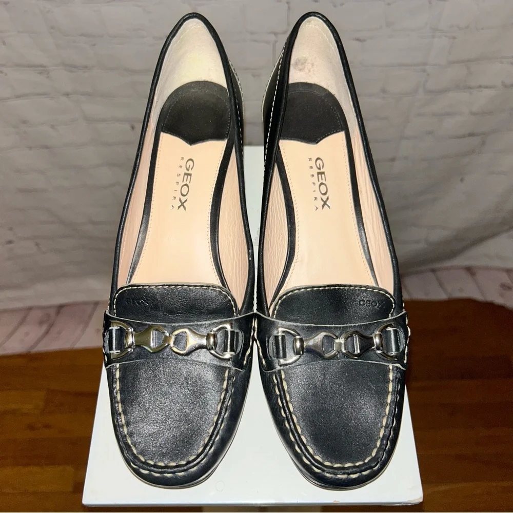 Geox heels size 39 1/2‎